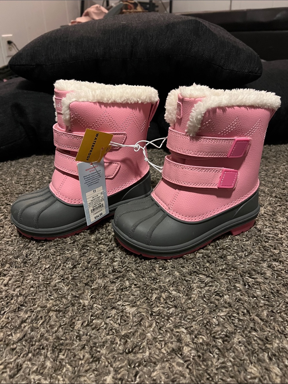 Cat and jack snow boots NWT